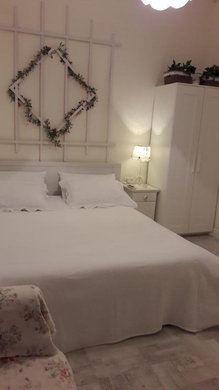 Romantic Apartment On Rynok Square With Air-Conditioning إلفيف المظهر الخارجي الصورة